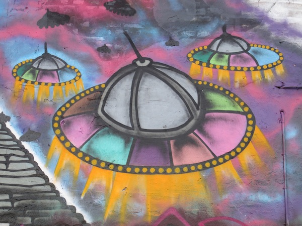 UFOs Trends Mikel Cirkus